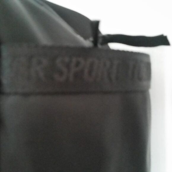 NWT Tommy Hilfiger Sport Mens Black Duffel shoulder Bag - Picture 6 of 8